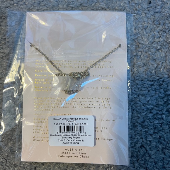NWT Sanctuary Project Rose Quartz Necklace - Picture 2 of 2